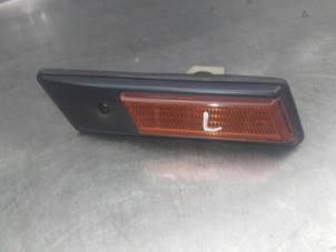 Used Indicator lens, front left BMW 3-Serie Price on request offered by Akkie Stomphorst Autodemontage