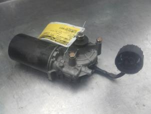 Used Front wiper motor BMW 3-Serie Price on request offered by Akkie Stomphorst Autodemontage