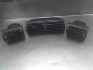 Used Dashboard vent BMW 3-Serie Price on request offered by Akkie Stomphorst Autodemontage