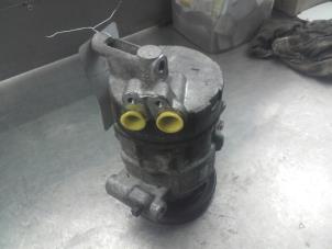 Used Air conditioning pump Fiat Stilo (192A/B) 1.6 16V 5-Drs. Price on request offered by Akkie Stomphorst Autodemontage