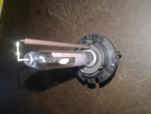 Used Xenon bulb Volvo XC70 (SZ) XC70 2.5 T 20V Price on request offered by Akkie Stomphorst Autodemontage