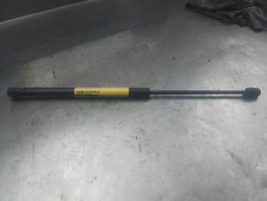 Used Set of tailgate gas struts Citroen C2 (JM) 1.4 Price on request offered by Akkie Stomphorst Autodemontage