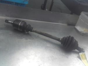 Used Front drive shaft, left Peugeot 807 2.0 16V Price on request offered by Akkie Stomphorst Autodemontage