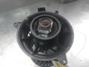 Usados Motor de ventilador de calefactor Ford Fusion 1.4 TDCi Precio de solicitud ofrecido por Akkie Stomphorst Autodemontage