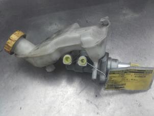Used Master cylinder Ford Fusion 1.4 TDCi Price on request offered by Akkie Stomphorst Autodemontage