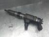 Injector (diesel) from a Citroen C3 (FC/FL/FT), 2001 / 2012 1.4 HDi, Hatchback, 4-dr, Diesel, 1.398cc, 50kW (68pk), FWD, DV4TD; 8HZ; 8HX, 2002-02 / 2005-08 2005