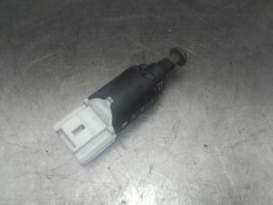 Used Brake light switch Citroen C3 (FC/FL/FT) 1.4 HDi Price on request offered by Akkie Stomphorst Autodemontage
