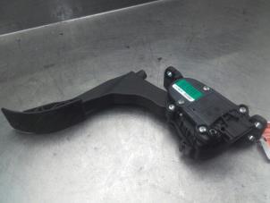 Used Brake pedal Skoda Fabia II (5J) 1.2i Price € 25,00 Margin scheme offered by Akkie Stomphorst Autodemontage