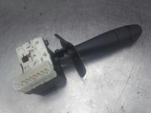 Used Wiper switch Renault Clio Price on request offered by Akkie Stomphorst Autodemontage