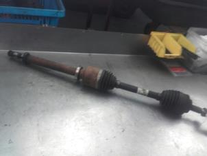 Used Front drive shaft, right Renault Kangoo Express (FC) 1.5 dCi 68 Price on request offered by Akkie Stomphorst Autodemontage