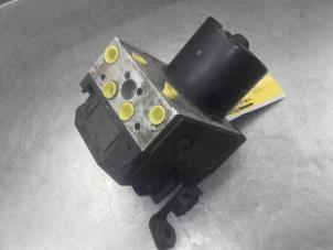 Usagé Pompe ABS Skoda Fabia (6Y3) 1.4i 16V Prix sur demande proposé par Akkie Stomphorst Autodemontage