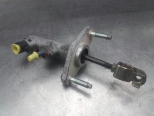 Used Clutch master cylinder Honda Jazz Price on request offered by Akkie Stomphorst Autodemontage
