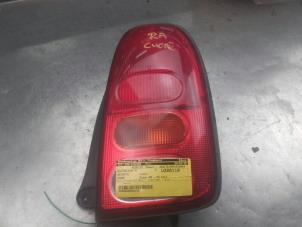 Usados Luz trasera derecha Daihatsu Cuore (L251/271/276) 1.0 12V Precio de solicitud ofrecido por Akkie Stomphorst Autodemontage