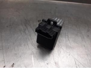 Used Heater resistor Audi A6 Avant (C5) 2.5 TDI V6 24V Price on request offered by Akkie Stomphorst Autodemontage