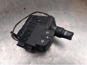 Usados Interruptor de limpiaparabrisas Renault Scénic II (JM) 1.6 16V Precio de solicitud ofrecido por Akkie Stomphorst Autodemontage