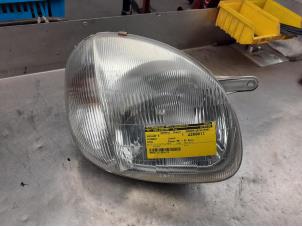 Used Headlight, right Hyundai Atos 1.0 12V Price on request offered by Akkie Stomphorst Autodemontage