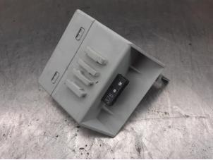 Used Fuel pump relay BMW 3 serie (E46/4) 320i 24V Price on request offered by Akkie Stomphorst Autodemontage