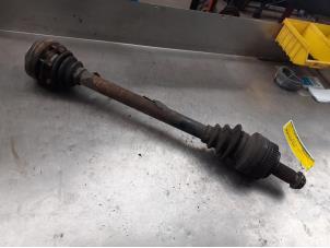 Used Drive shaft, rear left BMW 3 serie (E46/4) 320i 24V Price on request offered by Akkie Stomphorst Autodemontage