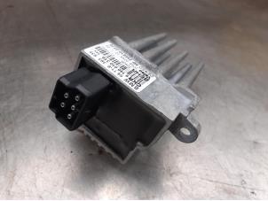 Used Heater resistor BMW 3 serie (E46/4) 320i 24V Price on request offered by Akkie Stomphorst Autodemontage