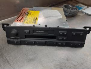 Used Radio/cassette player BMW 3 serie (E46/4) 320i 24V Price on request offered by Akkie Stomphorst Autodemontage