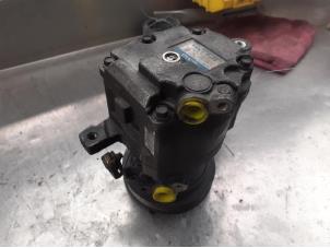 Used Air conditioning pump Daihatsu YRV (M2) 1.3 16V DVVT Turbo Price on request offered by Akkie Stomphorst Autodemontage