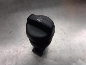 Used AIH headlight switch Dacia Logan (LS) 1.6 Price on request offered by Akkie Stomphorst Autodemontage