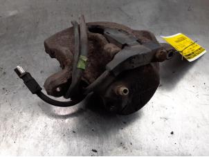Used Front brake calliper, right Mercedes 190 (W201) 1.8 E Price on request offered by Akkie Stomphorst Autodemontage