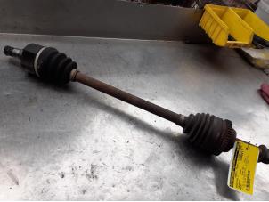 Used Front drive shaft, left Chevrolet Kalos (SF48) 1.2 Price on request offered by Akkie Stomphorst Autodemontage