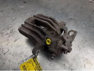 Used Rear brake calliper, right Audi A3 (8L1) 1.9 TDI 100 Price on request offered by Akkie Stomphorst Autodemontage