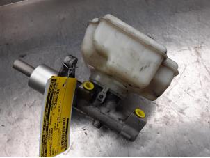 Used Master cylinder Audi A3 (8P1) 1.6 16V FSI Price on request offered by Akkie Stomphorst Autodemontage