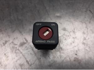 Used Airbag switch Citroen C1 Price on request offered by Akkie Stomphorst Autodemontage