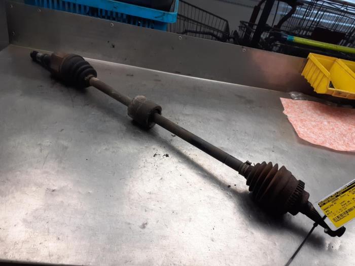 Front drive shaft, right from a Opel Agila (A) 1.2 16V 2001