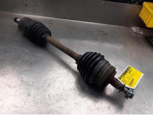 Used Front drive shaft, left Mercedes A-Klasse Price on request offered by Akkie Stomphorst Autodemontage