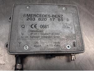 Used Antenna Amplifier Mercedes CLK (W208) 2.3 230K Evo 16V Price € 25,00 Margin scheme offered by Akkie Stomphorst Autodemontage