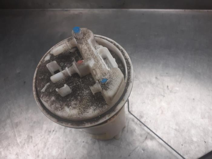 Electric fuel pump from a Volvo V40 (VW) 1.8 16V 2000