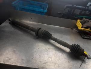 Used Front drive shaft, right Mercedes A (W168) 1.6 A-160 Price on request offered by Akkie Stomphorst Autodemontage