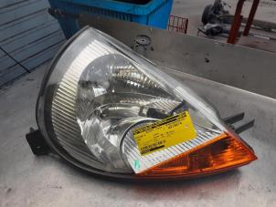 Used Headlight, right Ford Ka I 1.3i Price on request offered by Akkie Stomphorst Autodemontage