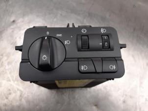 Used Light switch BMW 3 serie Touring (E46/3) 318i Price on request offered by Akkie Stomphorst Autodemontage