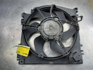 Used Cooling fans Renault Clio III (BR/CR) 1.5 dCi 70 Price € 25,00 Margin scheme offered by Akkie Stomphorst Autodemontage