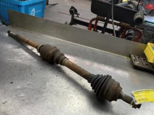 Used Front drive shaft, right Citroen Berlingo 2.0 HDi 90 Price € 35,00 Margin scheme offered by Akkie Stomphorst Autodemontage