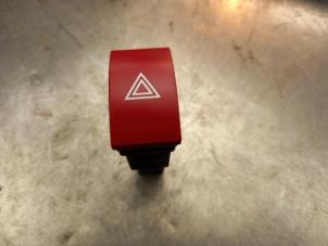 Used Panic lighting switch Kia Picanto (BA) 1.1 12V Price € 10,00 Margin scheme offered by Akkie Stomphorst Autodemontage