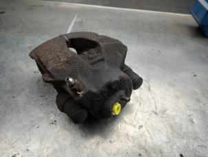 Used Front brake calliper, left Volkswagen Caddy Price € 40,00 Margin scheme offered by Akkie Stomphorst Autodemontage