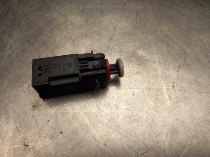 brake light switch opel astra h