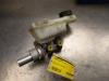 Master cylinder from a Renault Kangoo Express (FW), 2008 1.5 dCi 70, Delivery, Diesel, 1.461cc, 50kW (68pk), FWD, K9K840; EURO4, 2008-02, FW0V; FW1A 2009