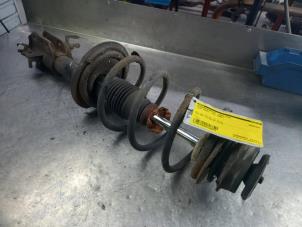 Used Front shock absorber rod, left Fiat Punto II (188) 1.2 60 S Price € 40,00 Margin scheme offered by Akkie Stomphorst Autodemontage