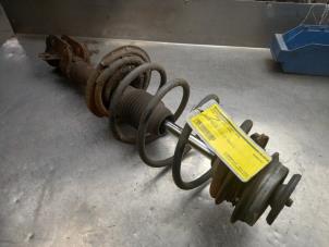 Used Front shock absorber rod, left Fiat Punto II (188) 1.2 60 S Price € 40,00 Margin scheme offered by Akkie Stomphorst Autodemontage