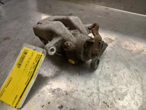 Used Rear brake calliper, right Peugeot 307 (3A/C/D) 1.6 16V Price € 25,00 Margin scheme offered by Akkie Stomphorst Autodemontage