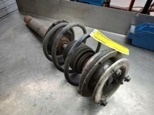 Used Front shock absorber rod, right BMW 3 serie Compact (E46/5) 316ti 16V Price € 50,00 Margin scheme offered by Akkie Stomphorst Autodemontage