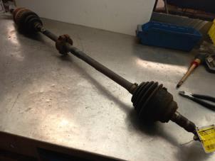 Used Front drive shaft, right Opel Zafira (F75) 1.8 16V Price € 35,00 Margin scheme offered by Akkie Stomphorst Autodemontage