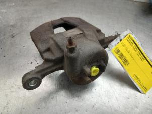 Used Front brake calliper, left Chevrolet Kalos (SF48) 1.4 Price € 25,00 Margin scheme offered by Akkie Stomphorst Autodemontage